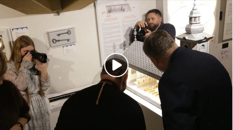 2025.11.12. Ortutay kiállításmegynitó v1